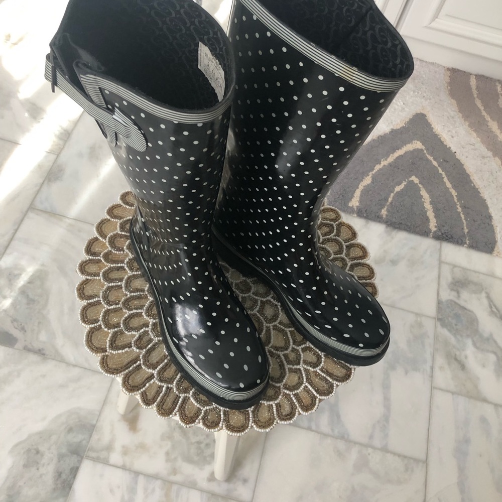 Chooka rain boots! - Picture 3 of 5